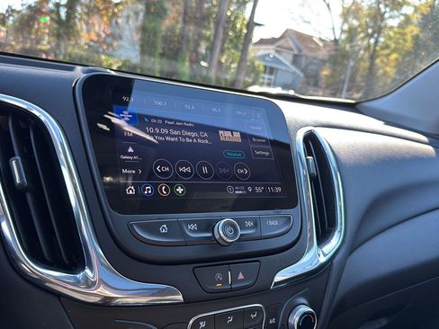 Certified 2023 Chevrolet Equinox LT image 21