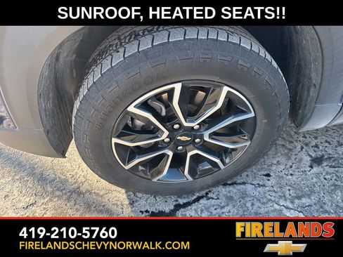 Used 2023 Chevrolet TrailBlazer ACTIV w/ Sun and Liftgate Package image 5