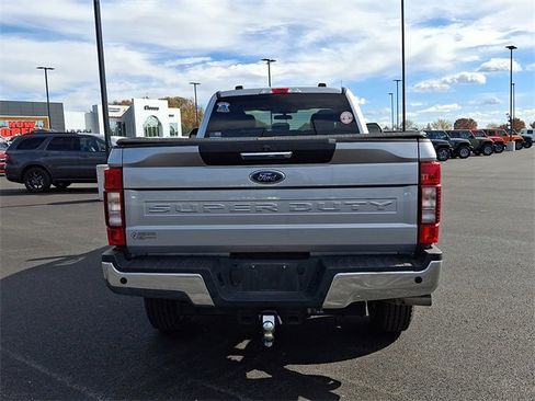 Used 2021 Ford F250 XLT w/ XLT Premium Package image 9