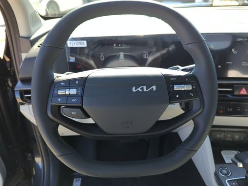 New 2026 Kia Sportage EX FWD image 29