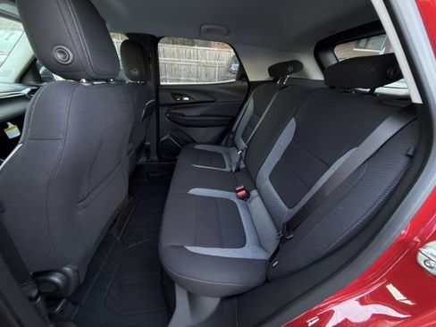 New 2026 Chevrolet TrailBlazer LT w/ Midnight Edition FWD image 19
