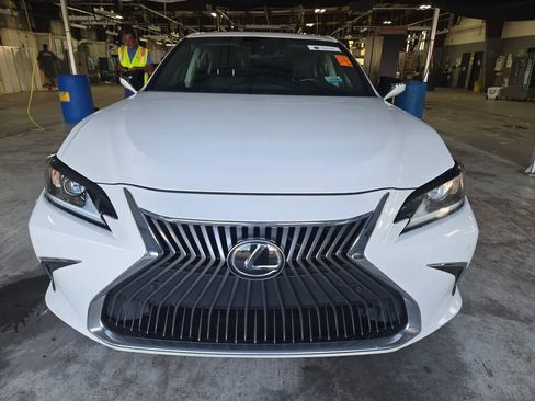 Used 2020 Lexus ES 350 w/ Premium Package FWD image 2