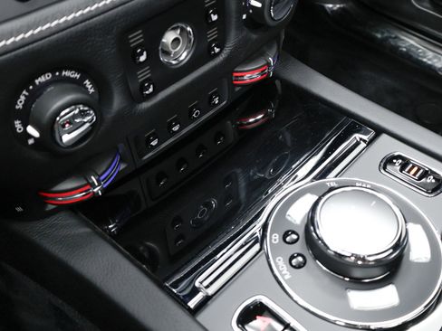 Used 2016 Rolls-Royce Ghost image 47