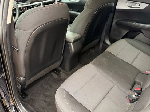 Used 2024 Kia Forte LXS image 12