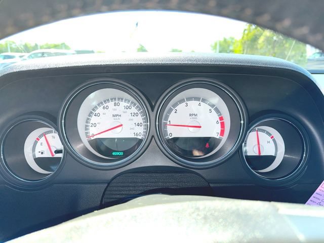 Used 2009 Dodge Challenger R/T RWD image 11