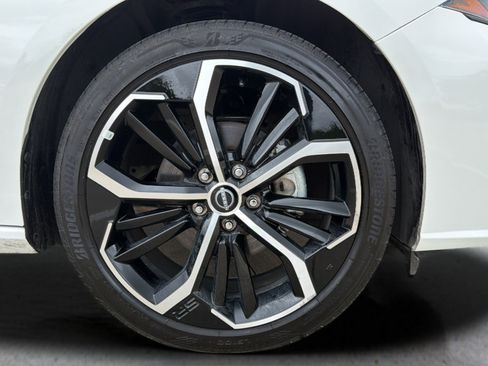 Certified 2026 Nissan Altima 2.5 SR FWD image 22
