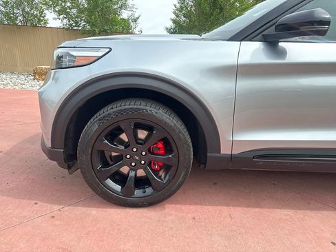 Certified 2024 Ford Explorer ST w/ Equipment Group 401A AWD/4WD image 34