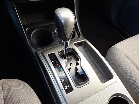 Used 2015 Toyota Tacoma 4x4 Access Cab V6 image 14