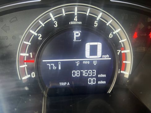 Used 2018 Honda CR-V LX image 28