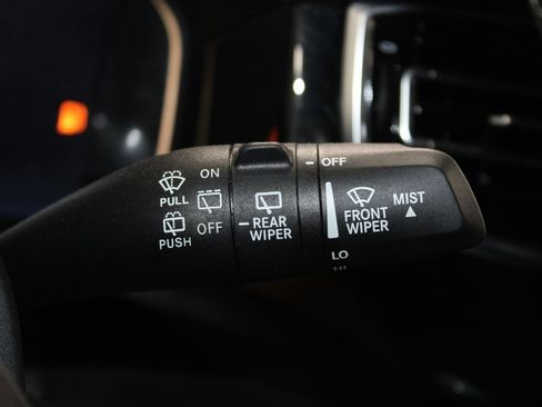 Used 2025 Jeep Grand Wagoneer Series II Obsidian w/ Quick Order Packagew 28T AWD/4WD image 40