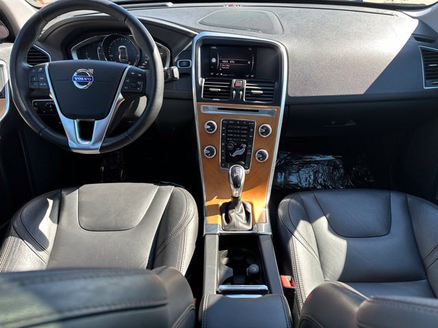Used 2017 Volvo XC60 T6 Inscription w/ Advanced Package AWD/4WD image 14