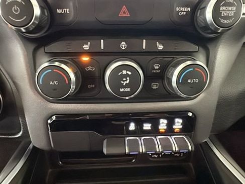 Used 2023 RAM 1500 Big Horn AWD/4WD image 23