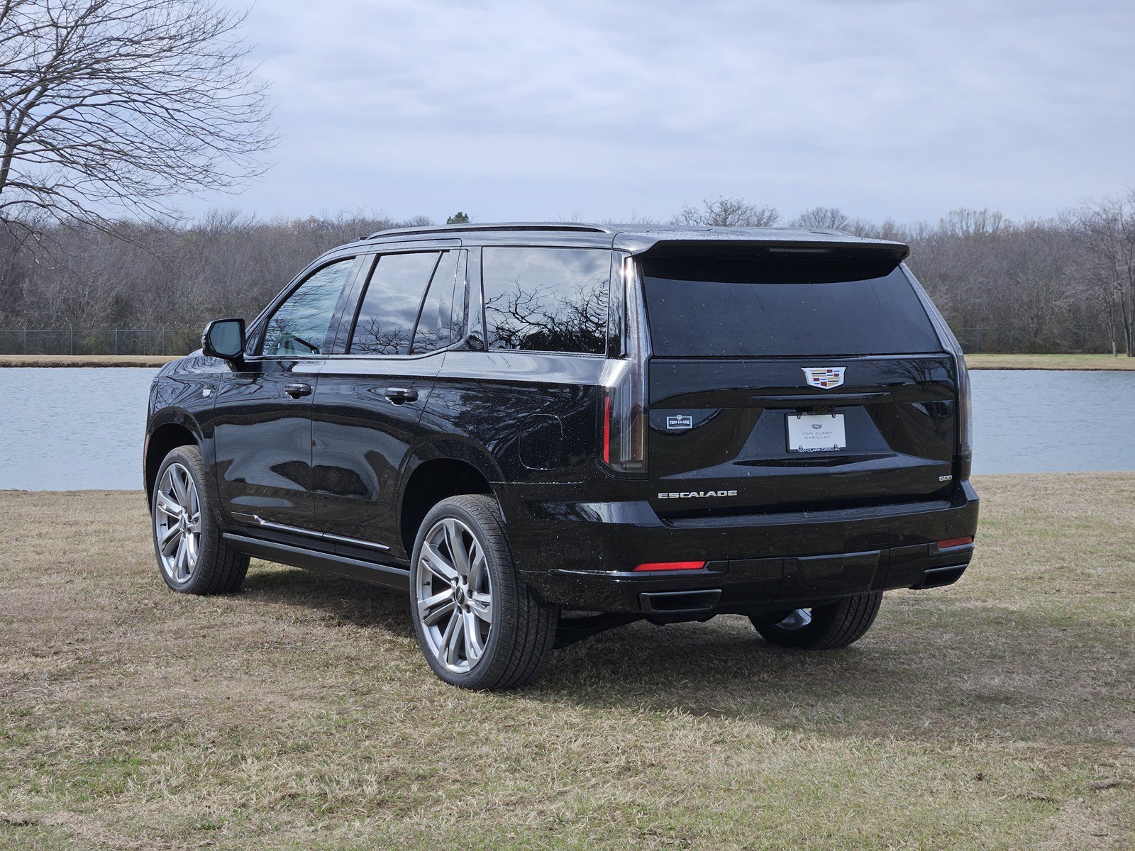 New 2026 Cadillac Escalade Platinum Sport AWD/4WD image 4