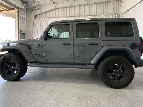 Used 2021 Jeep Wrangler Unlimited Sahara AWD/4WD image 26
