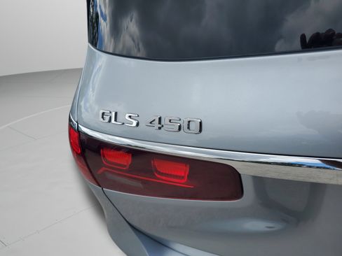 Certified 2026 Mercedes-Benz GLS 450 4MATIC image 36