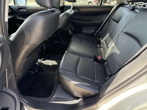 Used 2016 Subaru Outback 3.6R Limited AWD/4WD image 16