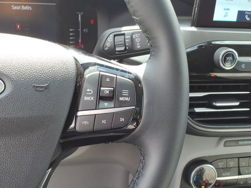 Used 2023 Ford Escape Active AWD/4WD image 17
