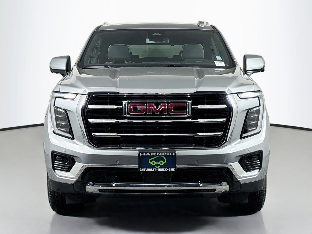Used 2025 GMC Yukon Elevation AWD/4WD image 2