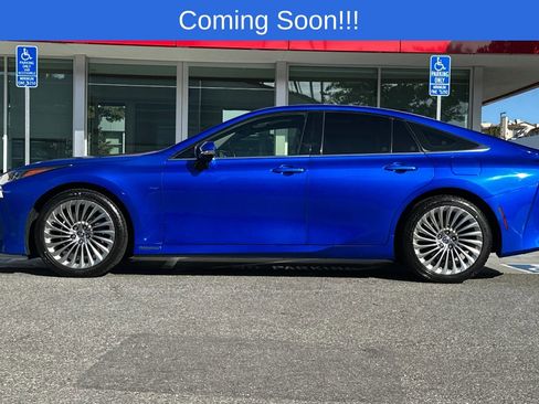 Used 2021 Toyota Mirai image 7