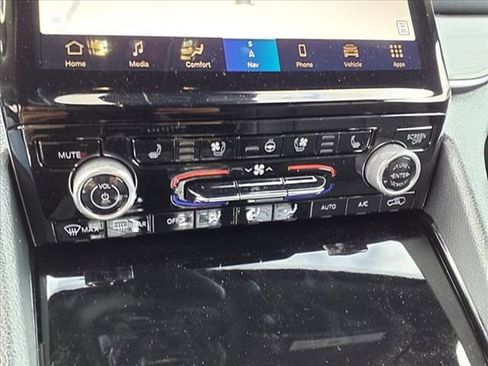 New 2023 Jeep Grand Cherokee Overland image 26