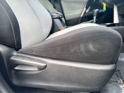 Used 2016 Toyota RAV4 XLE image 32