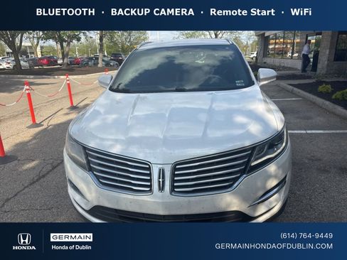 Used 2017 Lincoln MKC Premiere image 1