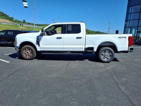 Used 2025 Ford F250 XLT AWD/4WD image 8