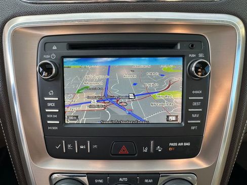 Used 2016 GMC Acadia Denali image 26