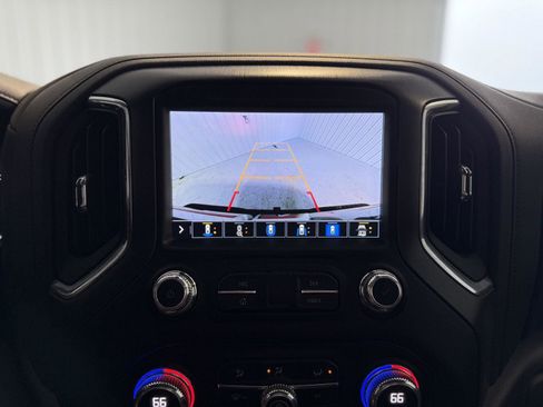 Used 2023 GMC Sierra 2500 AT4 w/ AT4 Preferred Package image 14