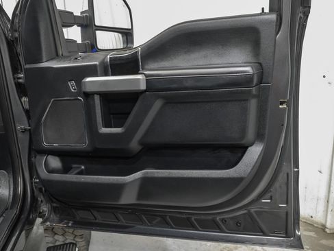 Used 2019 Ford F450 Platinum w/ Platinum Ultimate Package AWD/4WD image 47