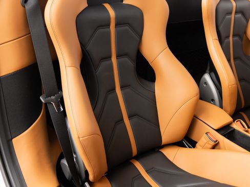 Used 2017 Ferrari 488 Spider RWD image 82
