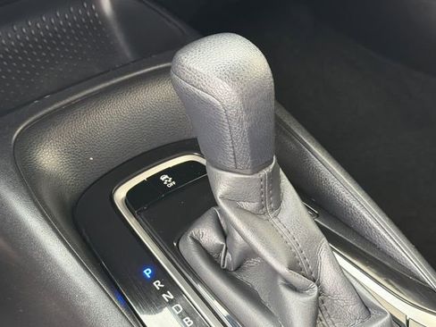 Used 2021 Toyota Corolla LE image 24