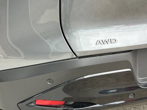 Used 2025 Nissan Murano SV AWD/4WD image 24