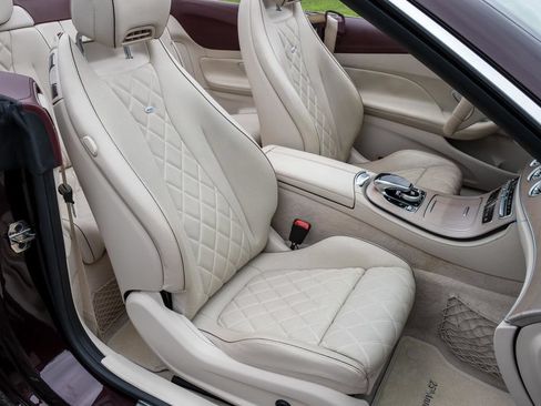 Used 2018 Mercedes-Benz E 400 Cabriolet w/ Premium 3 Package image 34
