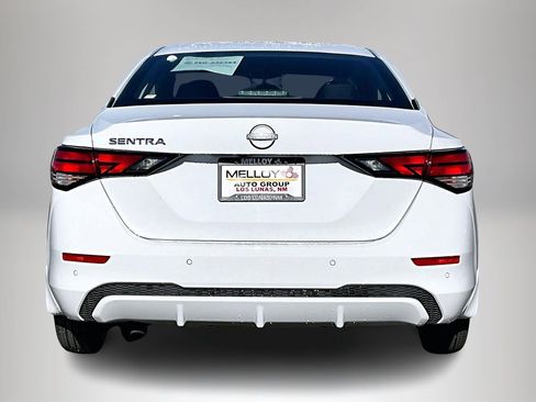 Used 2025 Nissan Sentra S image 5