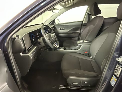 Used 2025 Hyundai Kona SEL FWD image 13