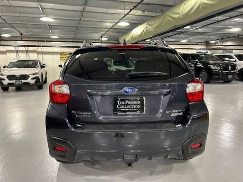 Used 2017 Subaru Crosstrek 2.0i Limited image 3