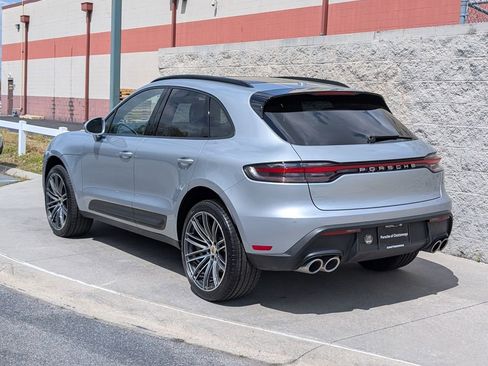 Certified 2026 Porsche Macan AWD/4WD image 3