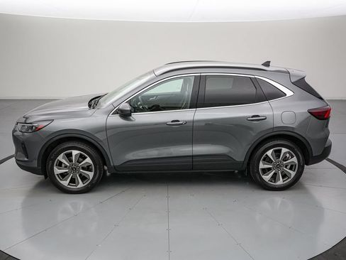 Certified 2025 Ford Escape Platinum AWD/4WD image 7