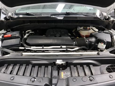 Used 2024 Chevrolet Silverado 1500 LT AWD/4WD image 17