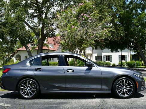 Used 2020 BMW 330i Sedan w/ Premium Package image 32