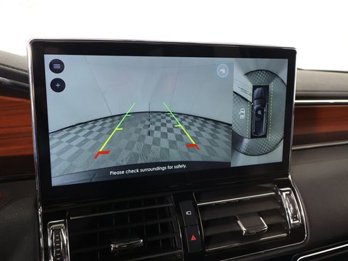 Certified 2023 Lincoln Navigator Reserve AWD/4WD image 6