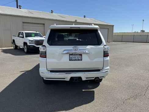 Used 2018 Toyota 4Runner Limited image 8