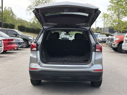 Used 2023 Chevrolet Equinox LS FWD image 14