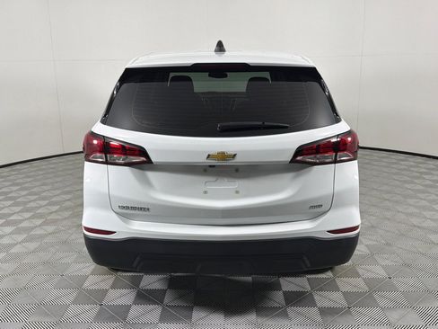 Used 2022 Chevrolet Equinox LS w/ LPO, Floor Liner Package AWD/4WD image 5
