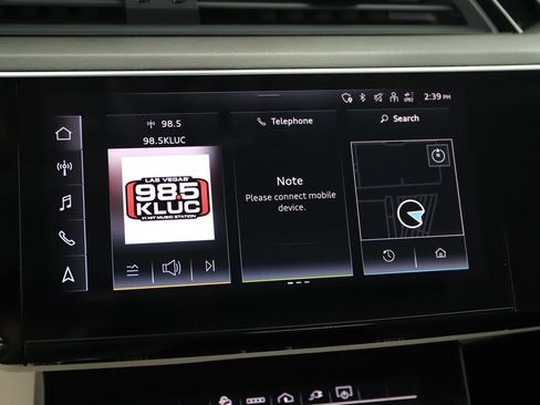 Certified 2024 Audi Q8 e-tron Premium AWD/4WD image 27