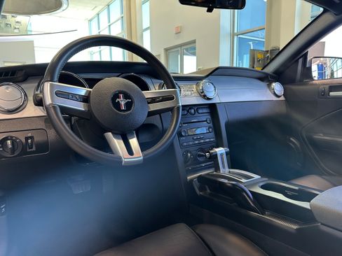 Used 2006 Ford Mustang GT image 12