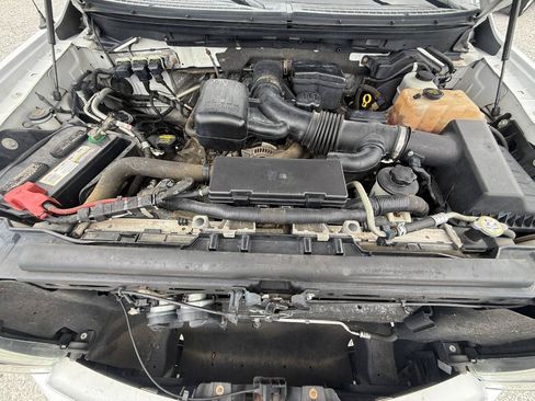 Used 2010 Ford F150 Lariat AWD/4WD image 10
