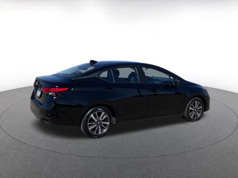Used 2025 Nissan Versa SV image 15