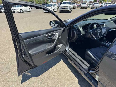 Used 2016 Nissan Altima 2.5 SL FWD image 20